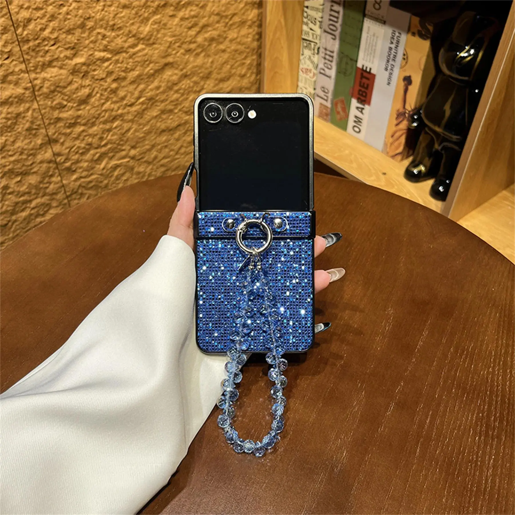 Senior Korean Glitter Blue Phone Case with Crystal Bracelet Chain for Samsung Galaxy ZFlip8 flip7 ZFlip6 flip5 Z Flip4 Cover