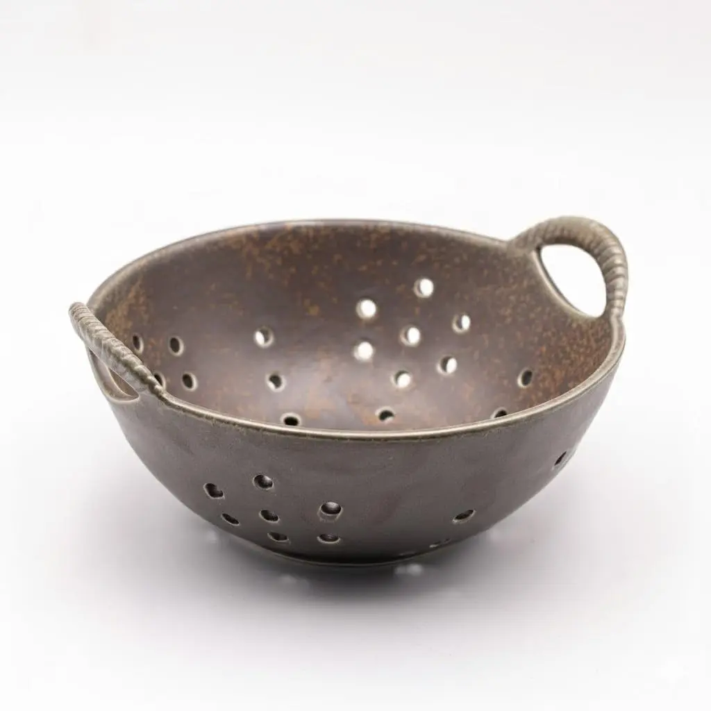 8" Ceramic Berry Colander with Handles, Reactive Glaze Fruit Washing Bowl, Rustic Stoneware Pasta Strainer for Kitchen, Charcoal Grey