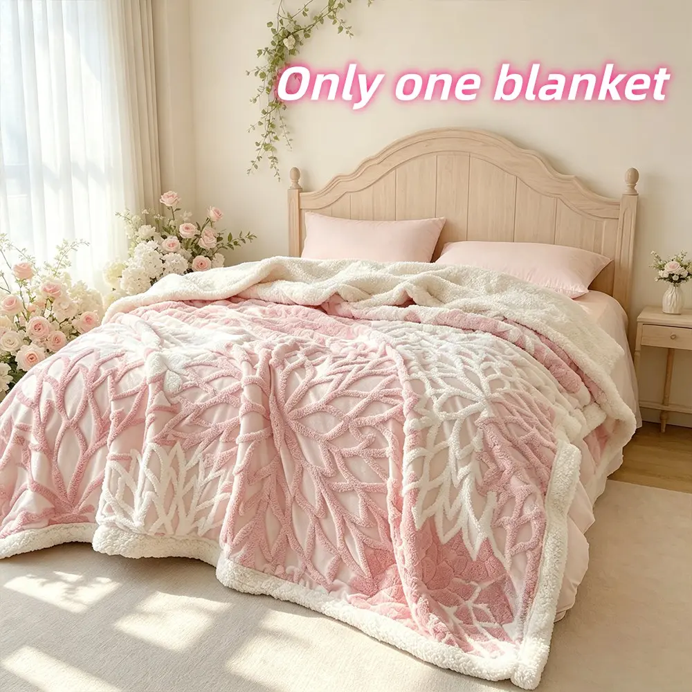 Luxury Leaf Pattern Lamb Fleece Blanket, Dual Soft Touches, Ideal for Naps, Travel, Home Use, Thick Warmth, Elegant Home Decor