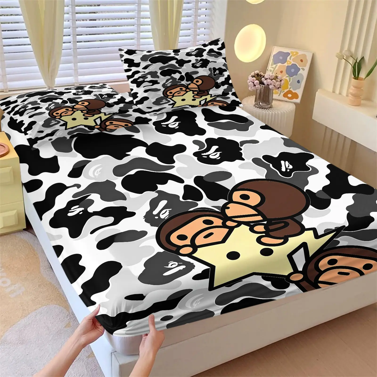 3pcs Ape Head Camo Fitted Sheet Set, Includes 1 Fitted Sheet + 2 Pillowcases, Soft Comfortable Breathable Microfiber, Streetwear Monkey Star Print Bedding, Aesthetic Bed Cover, Great Gift for Teens Young Adults Room Decor