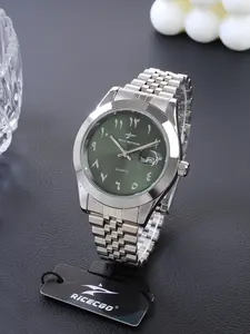 Classic Quartz Men's Watch with Durable Stainless Steel Strap and Calendar Display, Arabic Numerals, Suitable for Business, Casual, and Multi-Scenario Wear or as a Holiday Gift