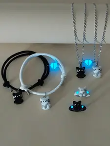 6-Piece Glow-In-The-Dark Heart Cat Shape Jewelry Set, Couple Necklace Bracelet Ring Kit, Cute Valentine's Day Gift, Anniversary Present