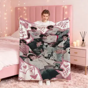 SKZ Romantic Graffiti Themed Fleece Blanket - a Patterned Digital Printed Fleece Throw, Soft And Warm for Black Friday, Reusable Nap Blanket, Perfect Gift for Valentine'S Day, Easter, Ramadan, St. Patrick'S Day, Halloween, And Christmas