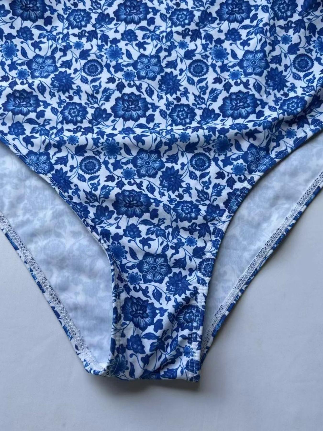 Plus Size Ditsy Floral Print Swimsuit Set, Adjustable Strap Backless Ruffle Trim One-piece Swim Bodysuit & Wrap Cover Up Skirt, Women's Two-piece Swimwear for Summer Beach Holiday Vacation, Floral Swimsuits, V Neck Swimsuit