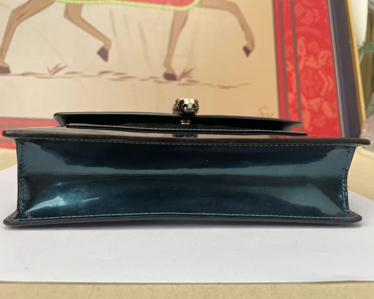 Pre-owned Bvlgari Serpenti Turquoise Snake head Buckle Patent Leather Shoulder & Crossbody Bag
