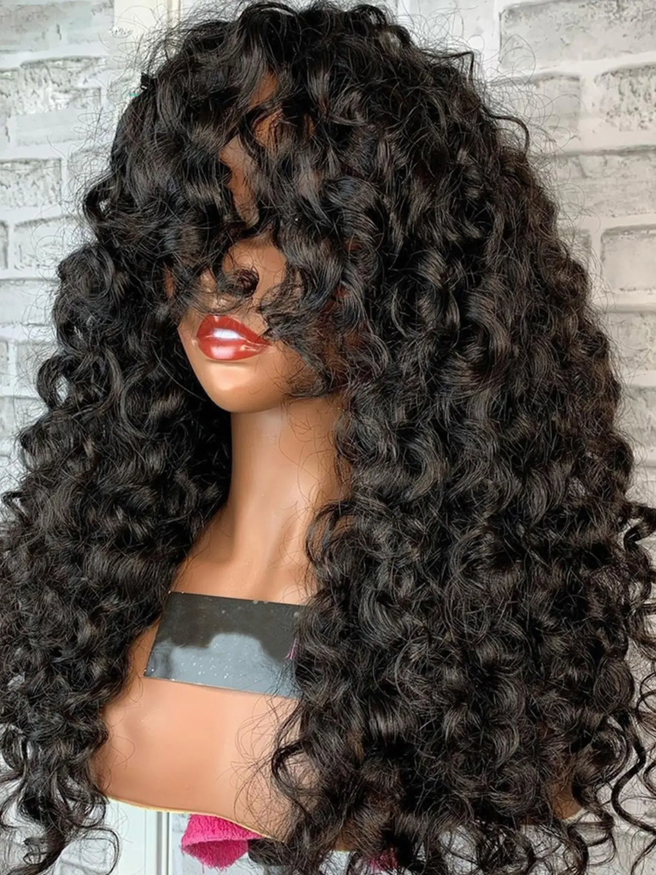 26-Inch Soft Natural Black Kinky Curly Wig With Bangs, Lace Frontal Wigs, Pre-Plucked, Heat Resistant, Heat Friendly Wig, Synthetic Hair for Women, All Seasons Wear