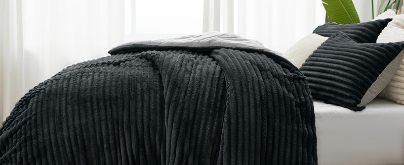 BEDELITE Flannel Comforter Set Super Soft & Warm Fluffy Pink Valentine's Day gift - Elegant Striped Design for Winter - Twin/Queen/King Sizes Machine Washable BEDELITE Flannel Comforter Set Super Soft & Warm Fluffy Pink Valentine's Day gift - Elegant Striped Design for Winter - Twin/Queen/King Sizes Machine Washable