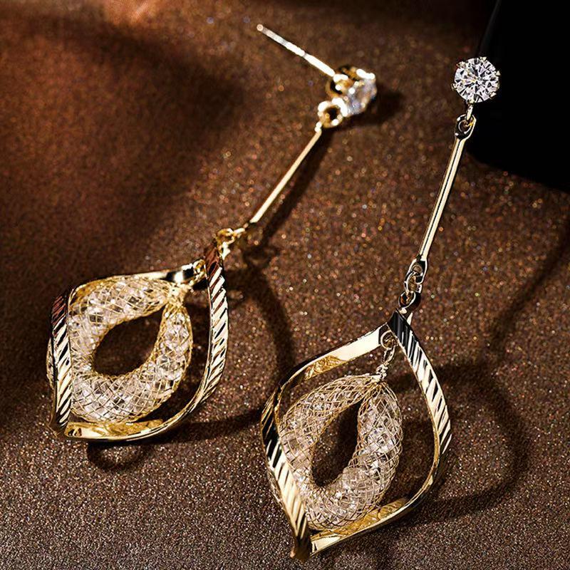 Elegant Long Spiral Clip-On Earrings | Minimalist Sophisticated Style | Versatile Daily Wear | Ideal Valentine's Day Gift for Friends