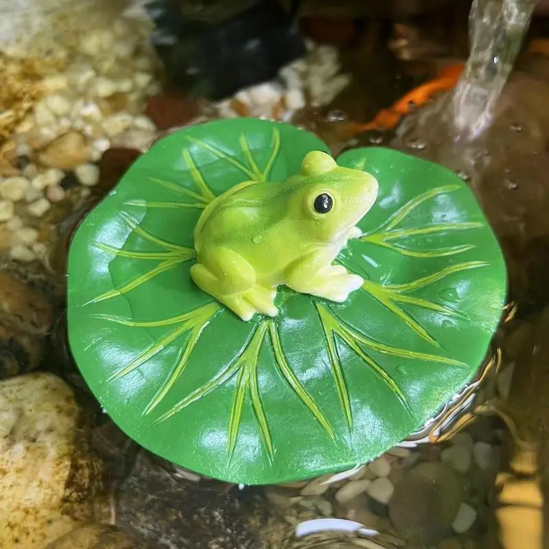 Floating Frog on Lotus Leaf Ornament, Resin Simulated Animal Statue, Pond Fish Tank Aquarium Decor, Garden Water Feature Decoration, Realistic Water Lily Frog Figurine