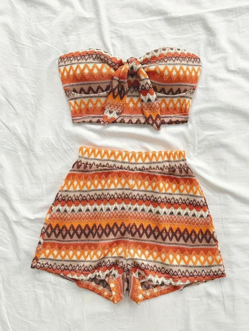 Women's Striped Pattern Crop Tube Top & High Waist Shorts Set, Casual Fashion Cozy Two Piece Set for Daily Outdoor Wear, Ladies Clothes for All Seasons