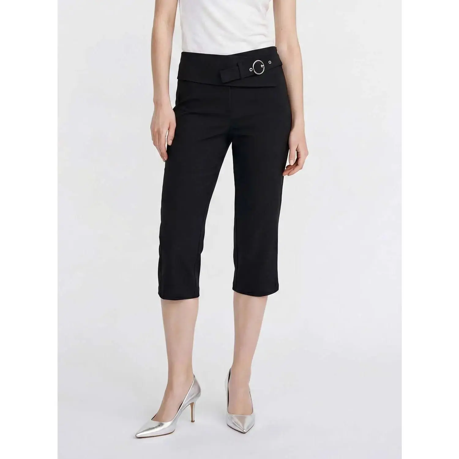 URBAN REVIVO Belted Cropped Pants for Women, High-Rise Straight Leg Fit in a Viscose Blend for Basic Office or Evening Wear, Bottom, Lady, Fabric