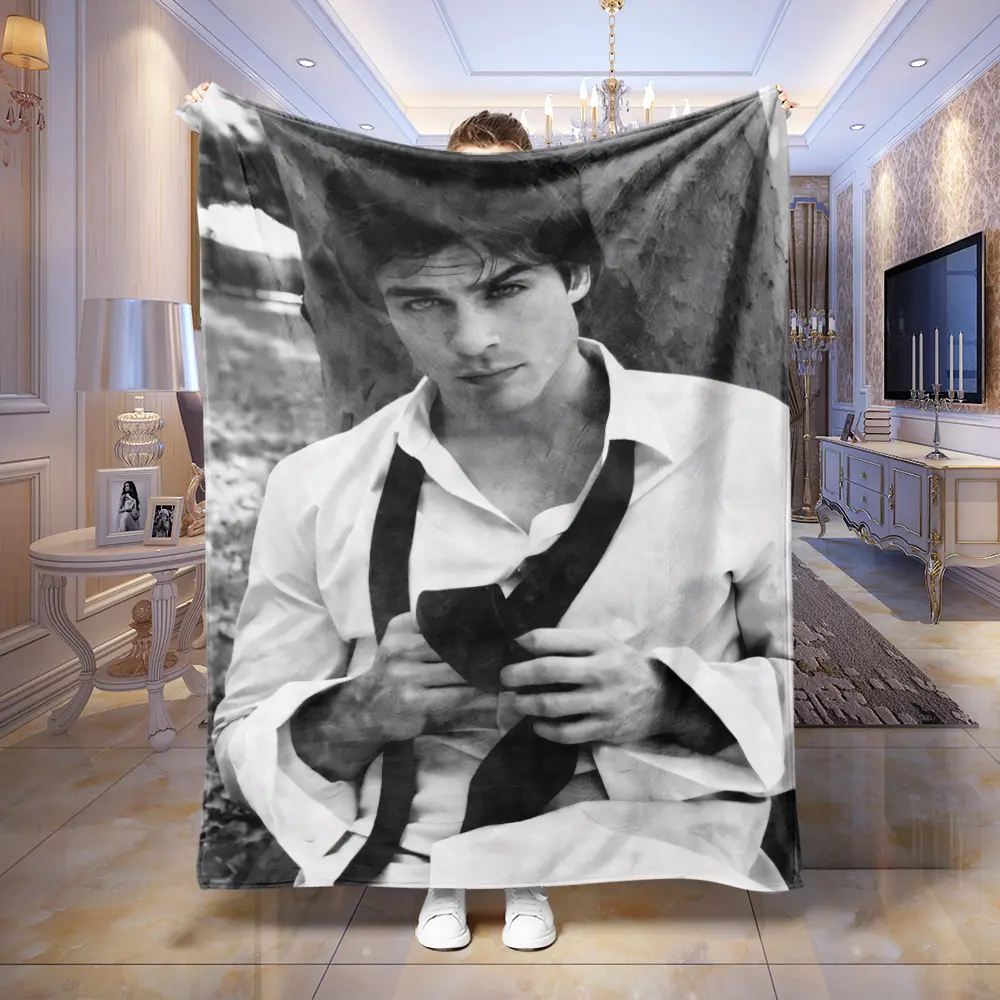This Ian Somerhalder-style black and white photo print blanket is made of high-density superfine flannel. It has a delicate, soft touch, is skin-friendly and breathable, wicks away moisture, and provides excellent warmth. It is machine washable, pill-resi