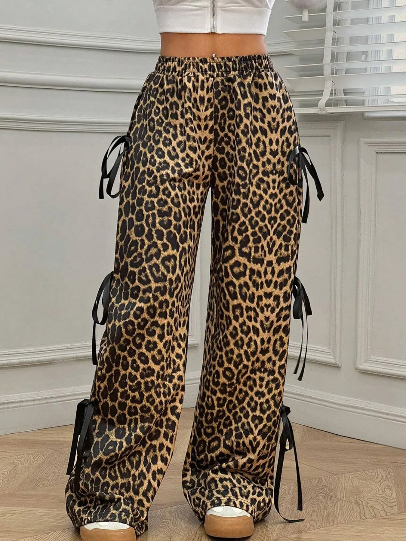 Unisex Leopard Print Pants with Side Bowknots, Casual Loose-Fit Mid-Waist Long Trousers, Trendy Streetwear for Fall & Winter