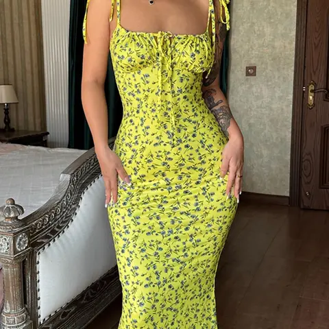 Women's Ditsy Floral Print Backless Tie-Shoulder Knitting Mermaid Dress, Elegant Tie-Front Maxi Bodycon Dress for Holiday Parties and Daily Wear, Cami Dress for Summer, Womenswear