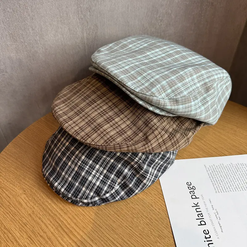 Checkered Plaid Flat Cap for Women, Vintage Newsboy Style with Letter Characters, Retro Streetwear Headwear in Gray Blue, Letters, Daily Wear