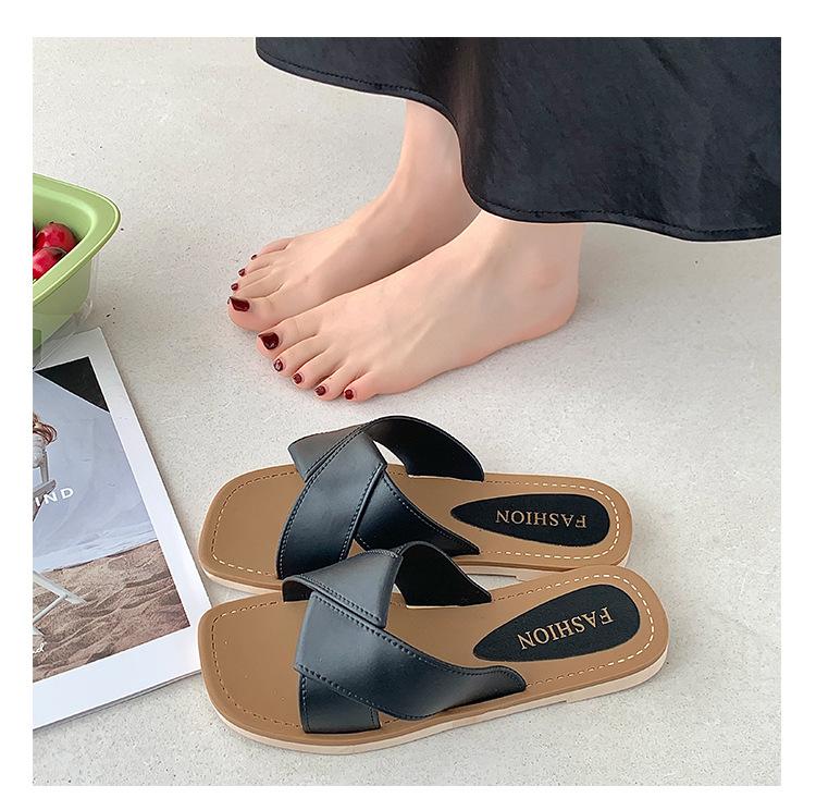 Summer Women's Flat Sandals Fashionable Open Toe Slippers Casual Beach Sandals for Daily Wear and Outdoor Activities