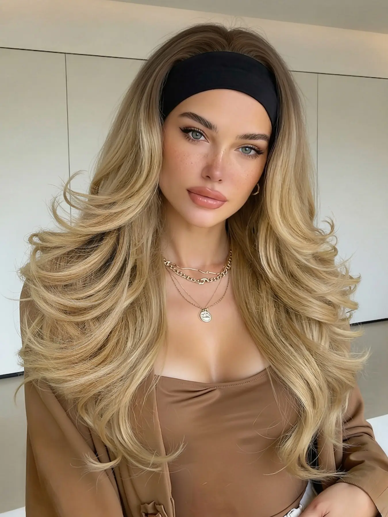 Ombre Blonde Body Wavy Headband Wig - 22 Inch Blonde Body Wave Headband Wig for Women - Synthetic Wear and Go Glueless Dark Roots Ombre Wigs Soft Lightweight Natural Looking Easy Wear