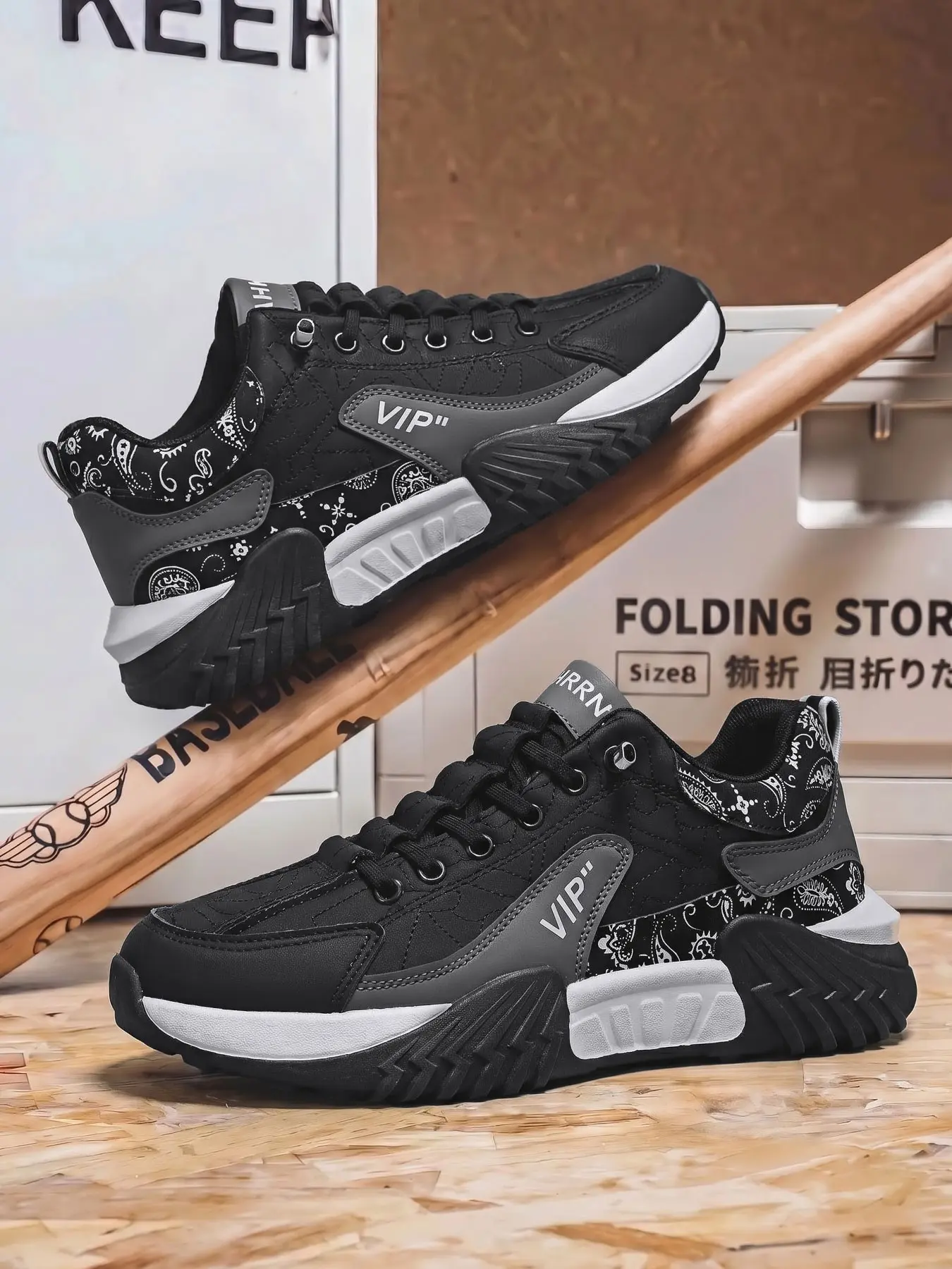 Vintage Dad Shoes with Lotus Flower Design, Waterproof Leather, Adjustable Laces, Comfortable & Durable, Ideal for Outdoor Activities