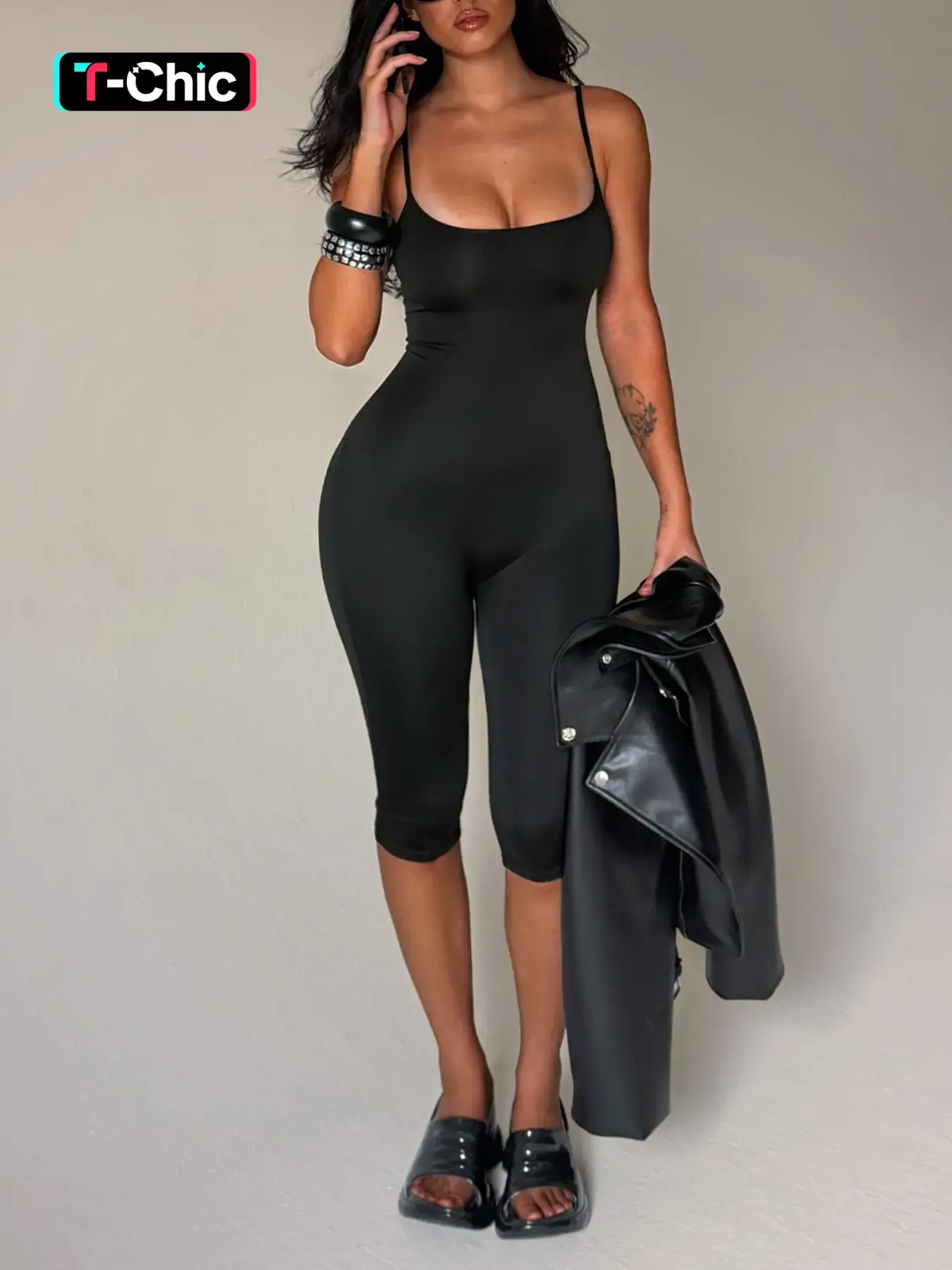Black Spaghetti Strap Sleeveless Capri Jumpsuit Women Scoop Neck Slim Fit Bodycon Romper Stretch Unitard Y2K Streetwear Going Out One Piece Sexy Clubwear Casual Summer Chic Fashion