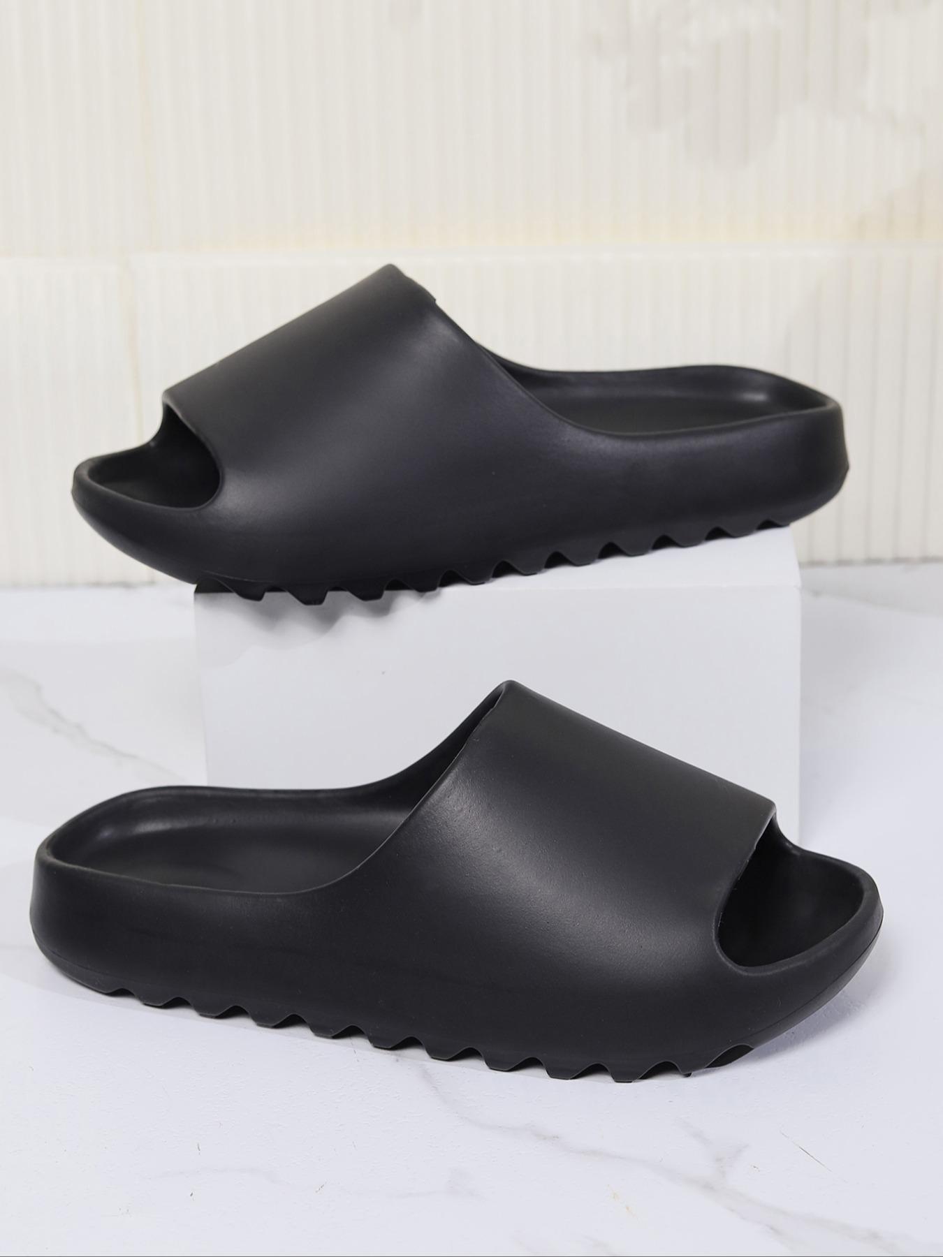 Unisex Non-Slip Bathroom Slippers, Lightweight Non Slip, Soft Cloud-Like Shoes for Men & Women, Comfortable Indoor Footwear for Home Use