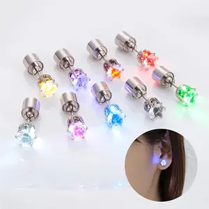2 Colorful Synthetic Zirconia Earrings, A Fashion Accessory for Parties Suitable for Men and Women, Ideal for Daily Decoration and Festive Celebrations, Perfect for Christmas/New Year