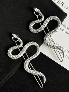 2pcs Dark Fashion Snake Hair Clips, Fun Hair Clips, Silver Color Side Clip Accessories, Sweet Cool Bangs Holder, Versatile Ladies' Hair Styling Tools