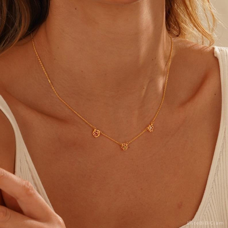 AS621 12 Birthday Flower Pendants Personalized Multiple Birthday Flower Stainless Steel Necklace Birthday Holiday Gifts