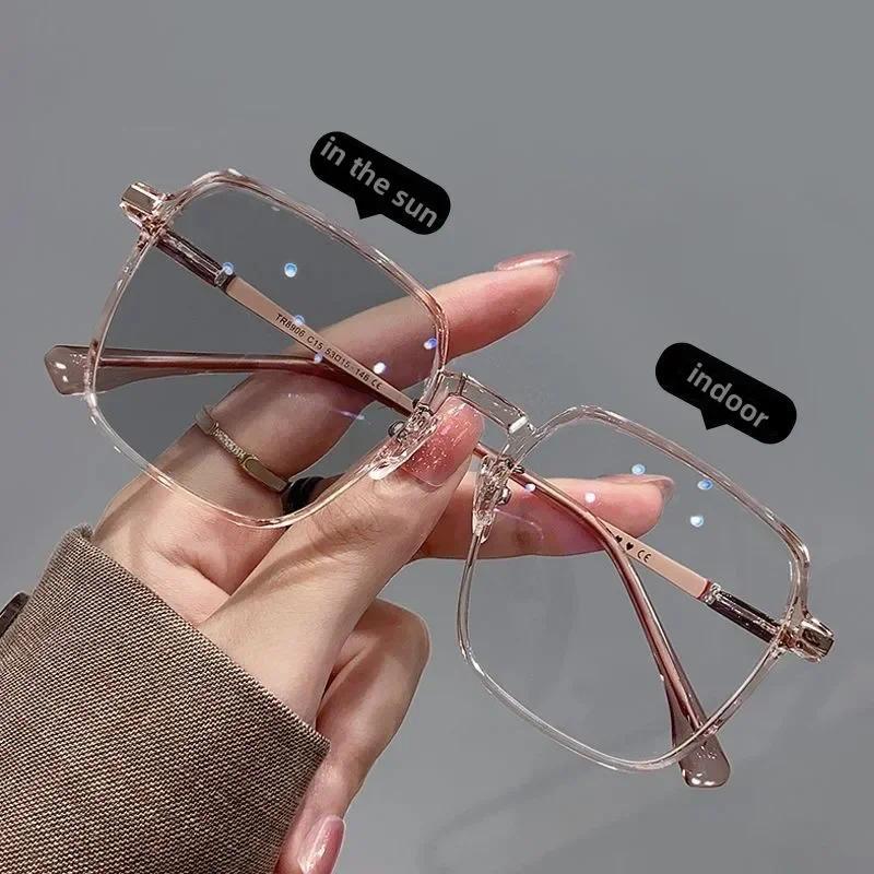 New Women Photochromic Reading Glasses Men Female Retro Far-sighted Eyeglasses Trendy Smart Color Changing Sunglasses Presbyopia