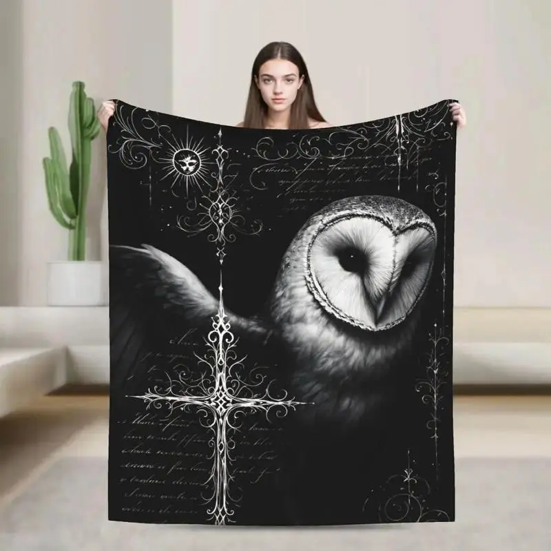 Edgy Dark Metal‑Style Flannel Throw Blanket, Soft Cozy Super Warm, Multi‑Use for Living Room Picnic Bed Sofa, Stylish Bedspread, Ideal Valentine’s Day & New Year Gift for Men & Women
