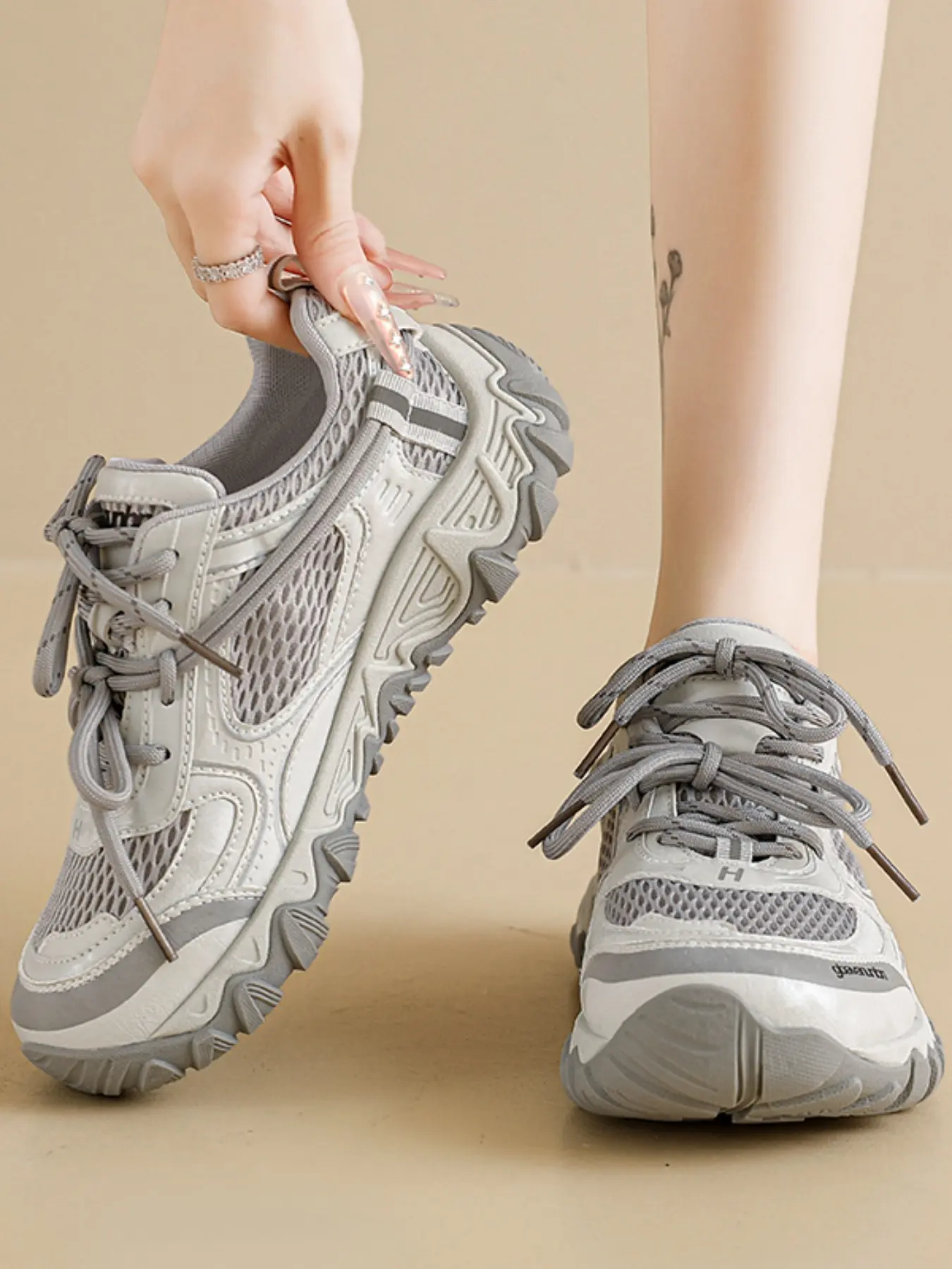 Women's Breathable Mesh Thick Sole Dad Shoes, Anti-Slip Outdoor Sports Sneakers, Lightweight Summer Hiking Shoes for Women