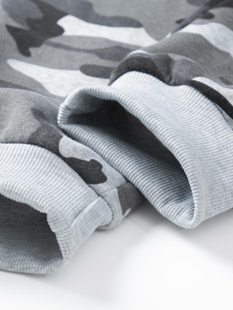 Men's Camouflage Hoodie Set Outdoor Casual Style with Adjustable Drawstring, Fits Snugly Around the Head. Top and Pants from the Same Series Feature Matching Camouflage Patterns. USA Letter Print Adds Trendy Style. Large Pocket on the Jacket and Drawstrin