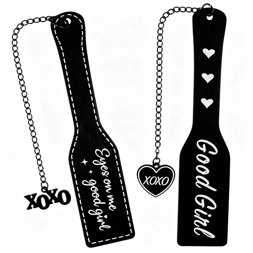 Dark Romance Metal Bookmark for Women, Funny Reading Page Clips for Adults, Booktok Reader Gifts for Steamy Romance Novel Fans(XOXO+Heart)