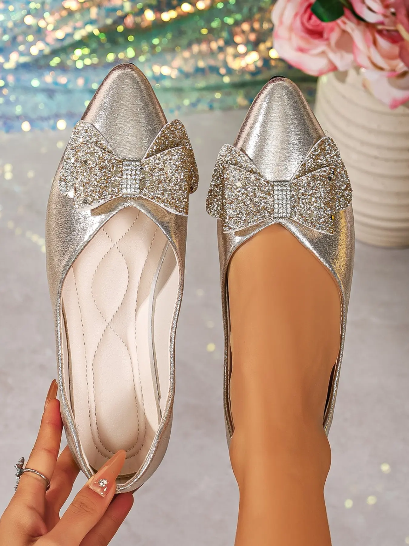 Women Rhinestone Bow Pointed Flat Single Shoes For Office Daily Wear
