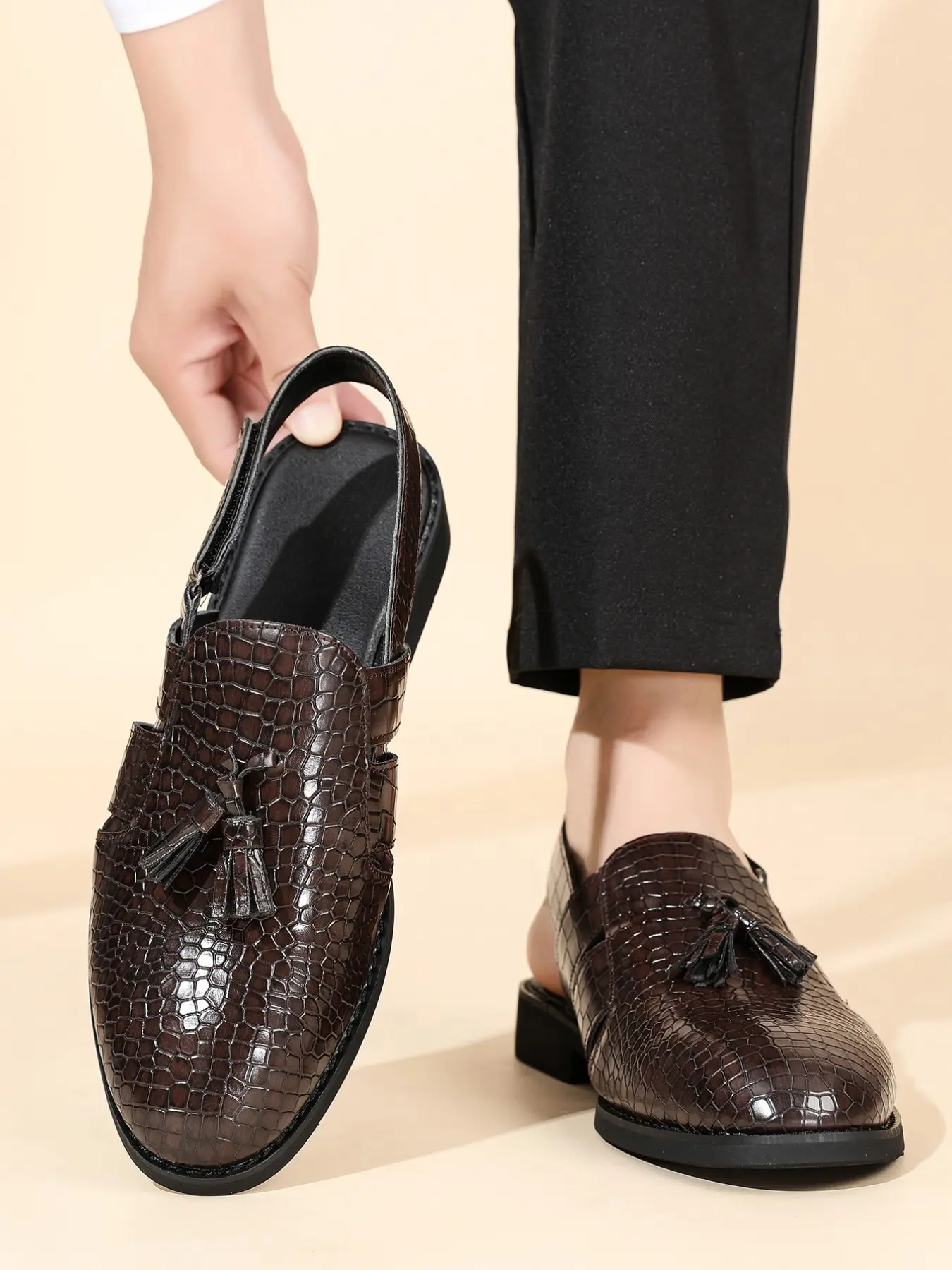New High-End Men's Crocodile Pattern Fringe Mules, Unique Retro Hollow Out Office Commute Sandals, Stylish and Comfortable Footwear, Hollow Out Design