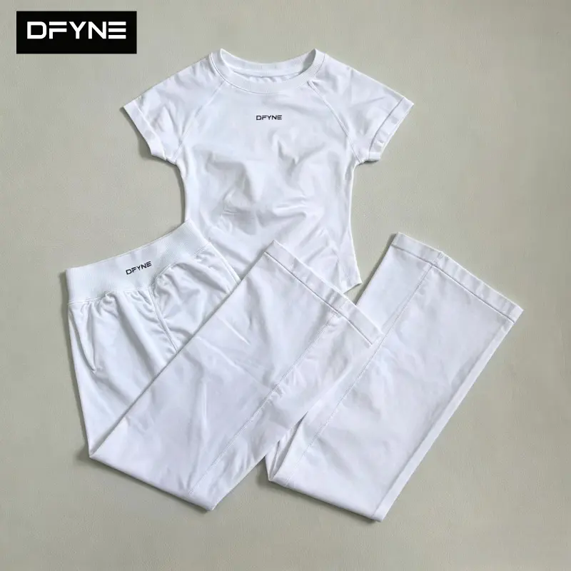 DFYNE High Waisted Flare Lounge Set – Seamless Butt Lifting & Tummy Control Workout Set| Slim Fit Short Sleeve Top & Pocket Flare Leggings for Women