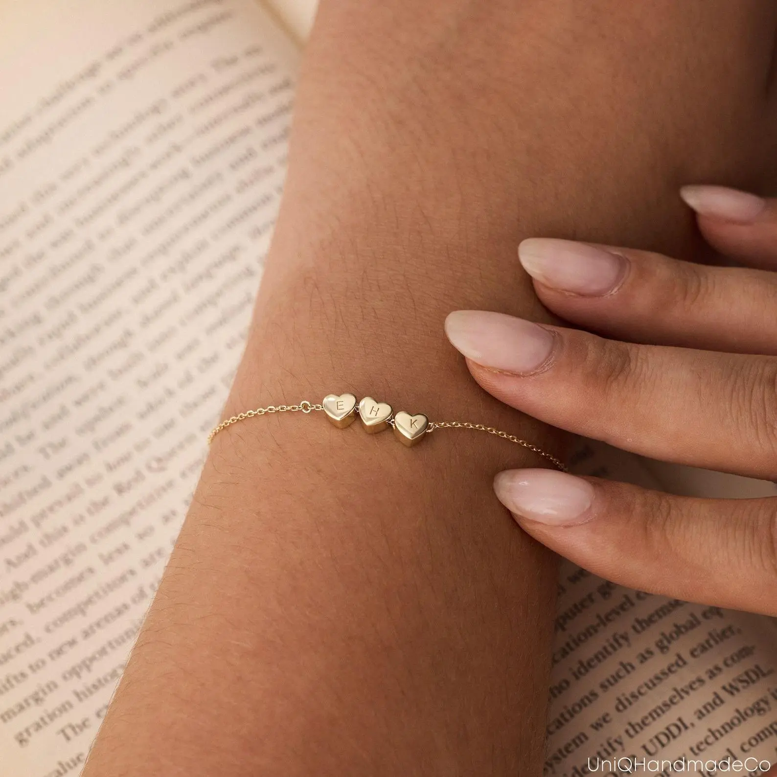 Tiny 3D Initial Heart Charm Bracelet, Custom Gold Letter Bracelet, Family Bracelet, Womens Bracelet, Personalised Gift, Graduation Gift