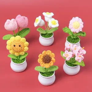 Back to School Handmade Yarn Artificial Flower Table Decor, Sunflower Lily Tulip Forget-Me-Not Potted Ornaments, Cute Desktop Knit Floral Gift for Teachers, Office Desk & Seasonal Campus Decor
