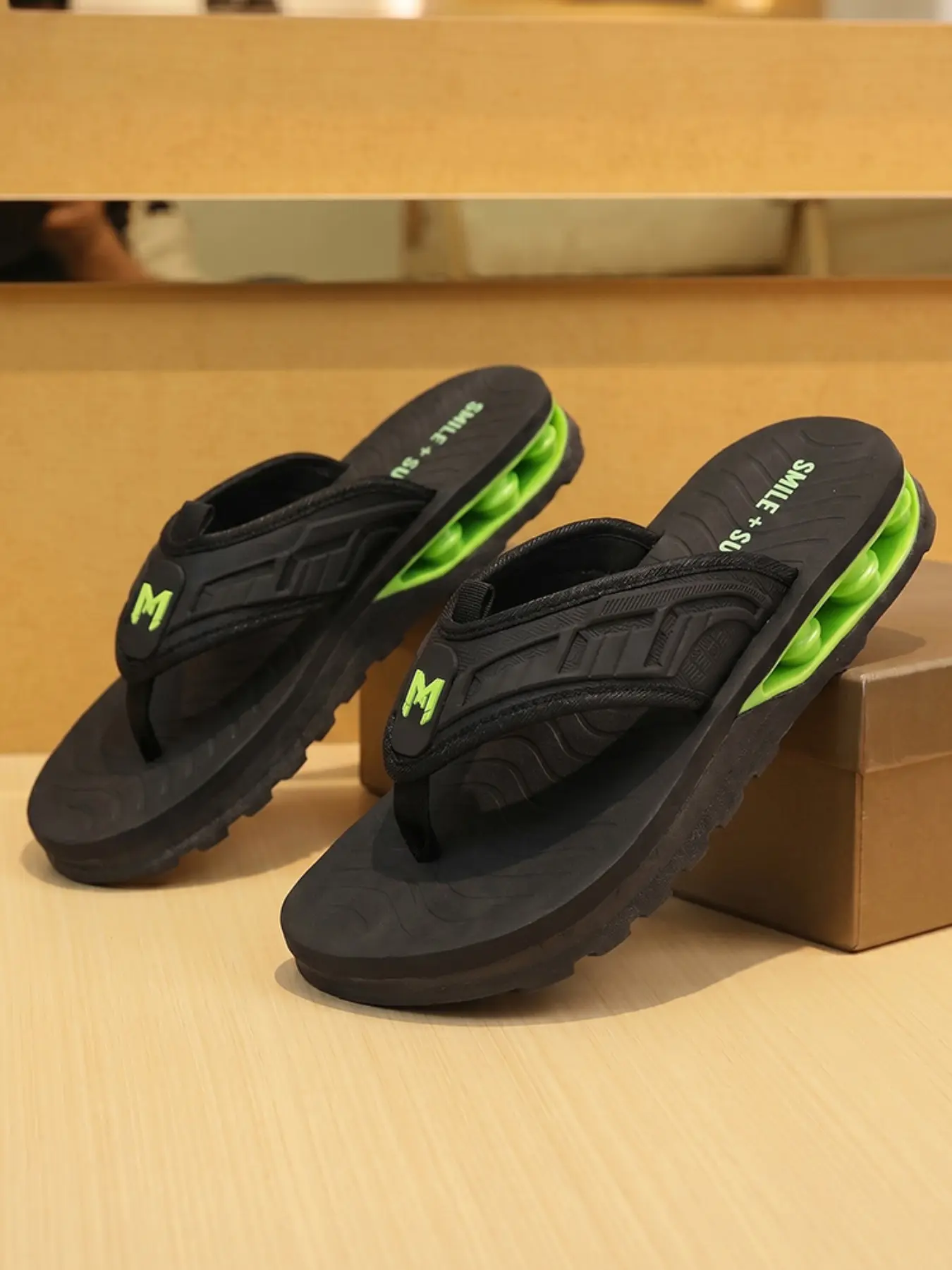 Men's Soft Bottom Anti Slip Sport Flip Flops Summer Thick Bottom Beach Clip on Sandals