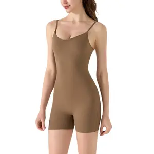 The same style of yoga wear is a one-piece short fitness sports jumpsuit with a beautiful back and halter neck design