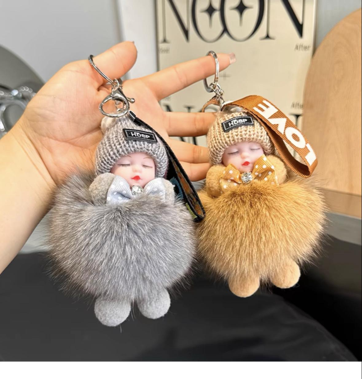 Plush toy car keychain pendant, cute stuffed doll, backpack accessory, couple's gift