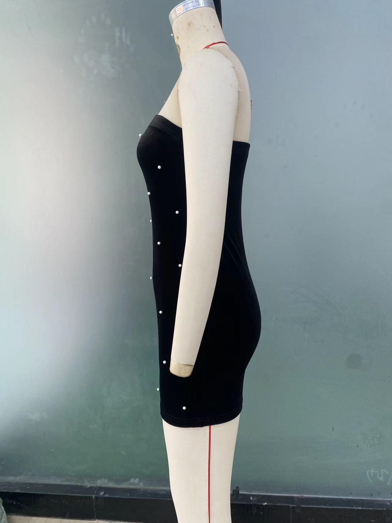 GGFL Women's Sexy Black Velvet Tube Dress, Pearl Decor Bodycon Mini Dress for Evening Party, Date Night.Vintage Black Velvet Pearl Mini Dress, Strapless Bodycon Formal Dress for Prom, Club Night