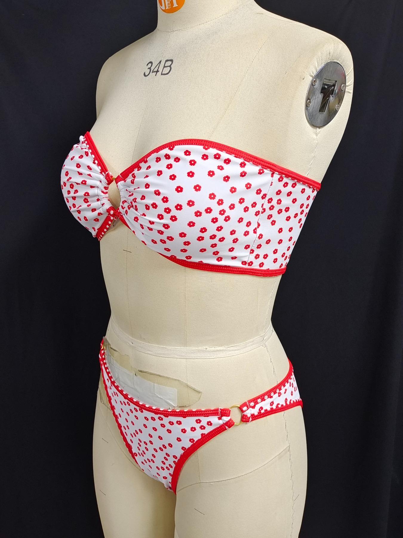 Women's Floral Print Ring-Linked Bikinis Set, Boho Ruched Bandeau Swim Top & High Cut Swim Thong, Chic Ladies Bathing Suit