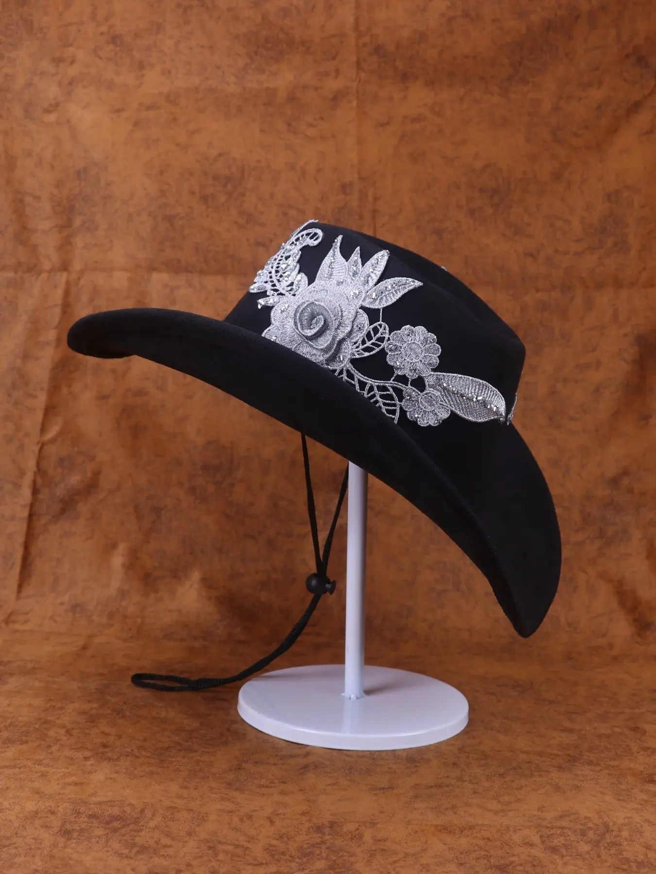1PCS Outdoor Casual Party Bride Cowboy Hat, 3D Embroidered Shiny Flowers, Music Party Jazz Hat, Felt Western Cowboy Hat, All Seasons