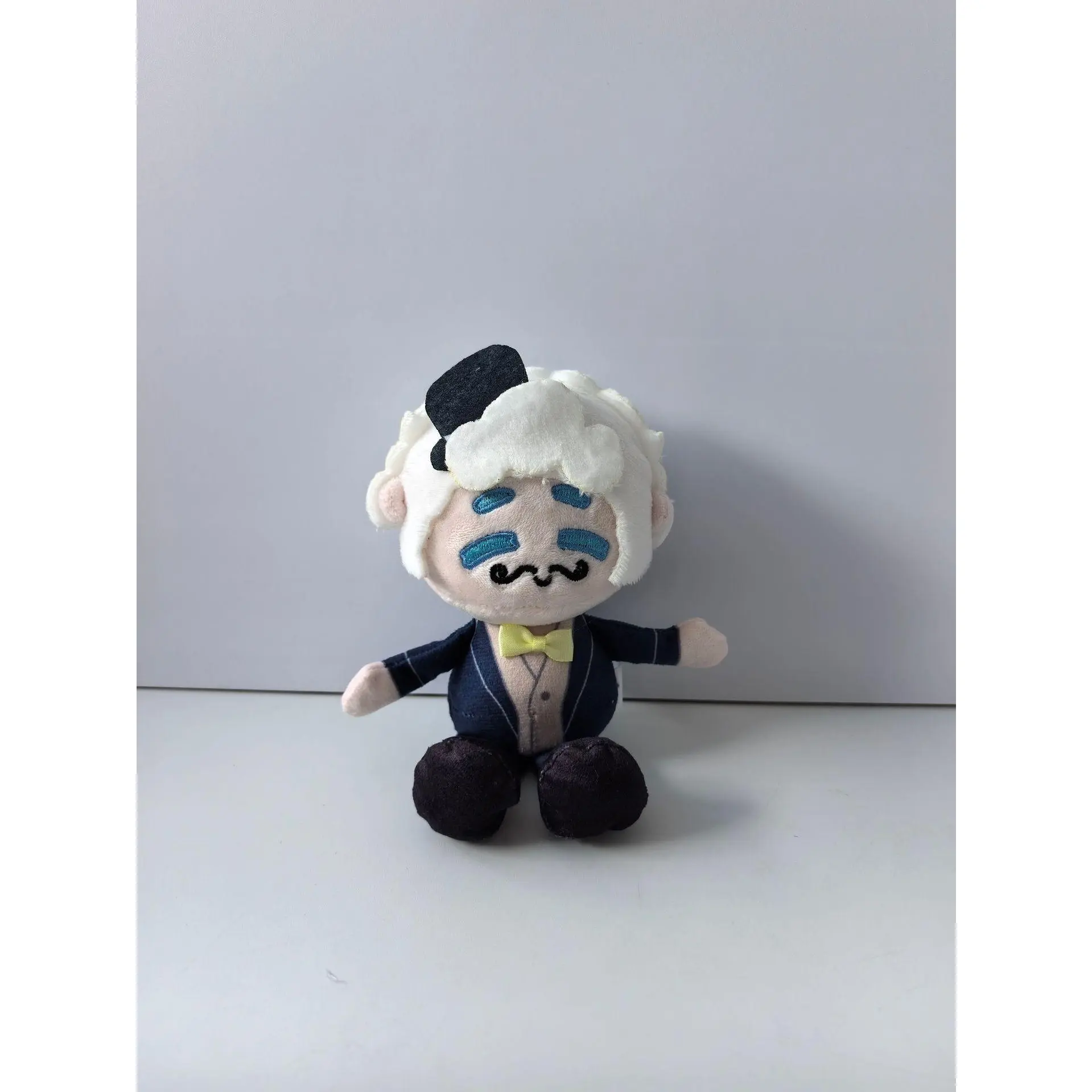 New Arrival 16cm Mini Unisex Good Omens Chibi Cotton Plush Keychain - Crowley, Aziraphale, Ineffable Husbands Pendant, TV Series Fan Gift, Stuffed Toy Collectible, Bag Charm