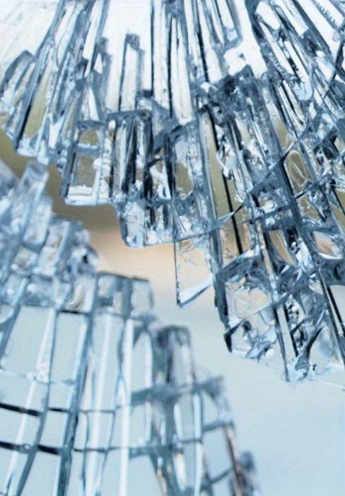 Outdoor Tiki Bar Set, 3 Pieces Wicker Patio Bar Set w/2 Height Stools, Storage Shelf, Canopy, Plastic Wood Tabletop for Backyard Poolside Garden, Brown