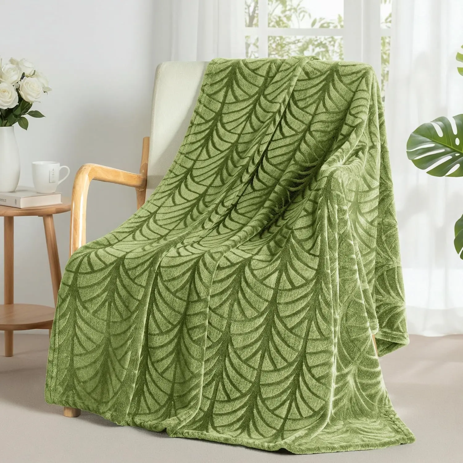 Flannel Fleece Throw Blanket for Couch, Soft Fluffy Velvet Sofa Blanket, Decorative Vintage Pattern, Cozy Warm Lightweight for Spring Summer, 50x60 Inch, Olive Green
