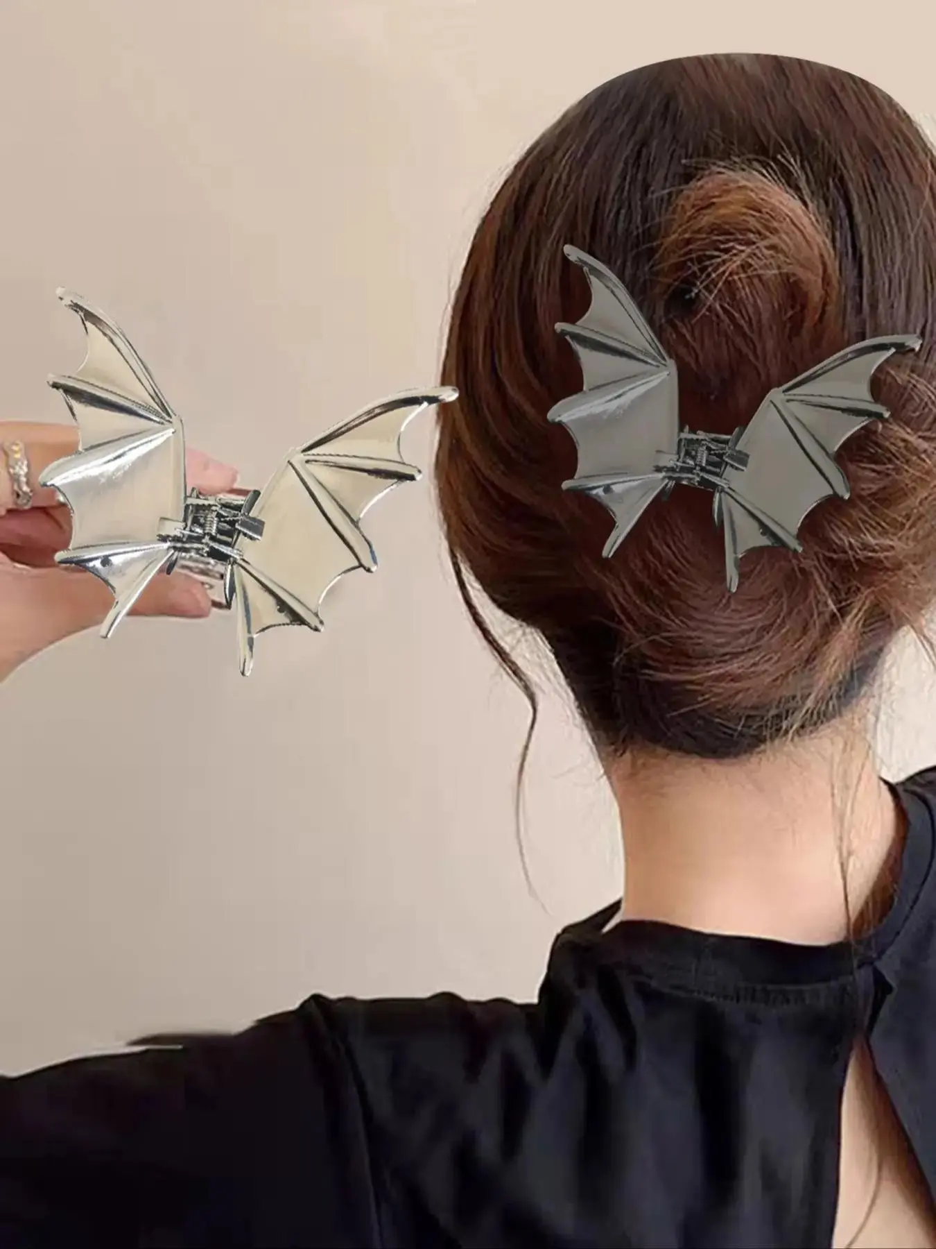 2pcs Halloween Metal Bat Hair Claw Clips, Funny Back-Of-Head Hairstyle Shark Clamps, Ideal for Daily Use & Party Events