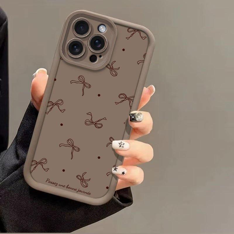 1pc full-screen red polka dot bow pattern, brown wine red soft shell, holiday gift, suitable for iPhone 17/16/15/14/13/12/11/X/XS/XSMAX/12.13MINI/17E, drop-proof and shockproof, a perfect gift for friends, family, and yourself.