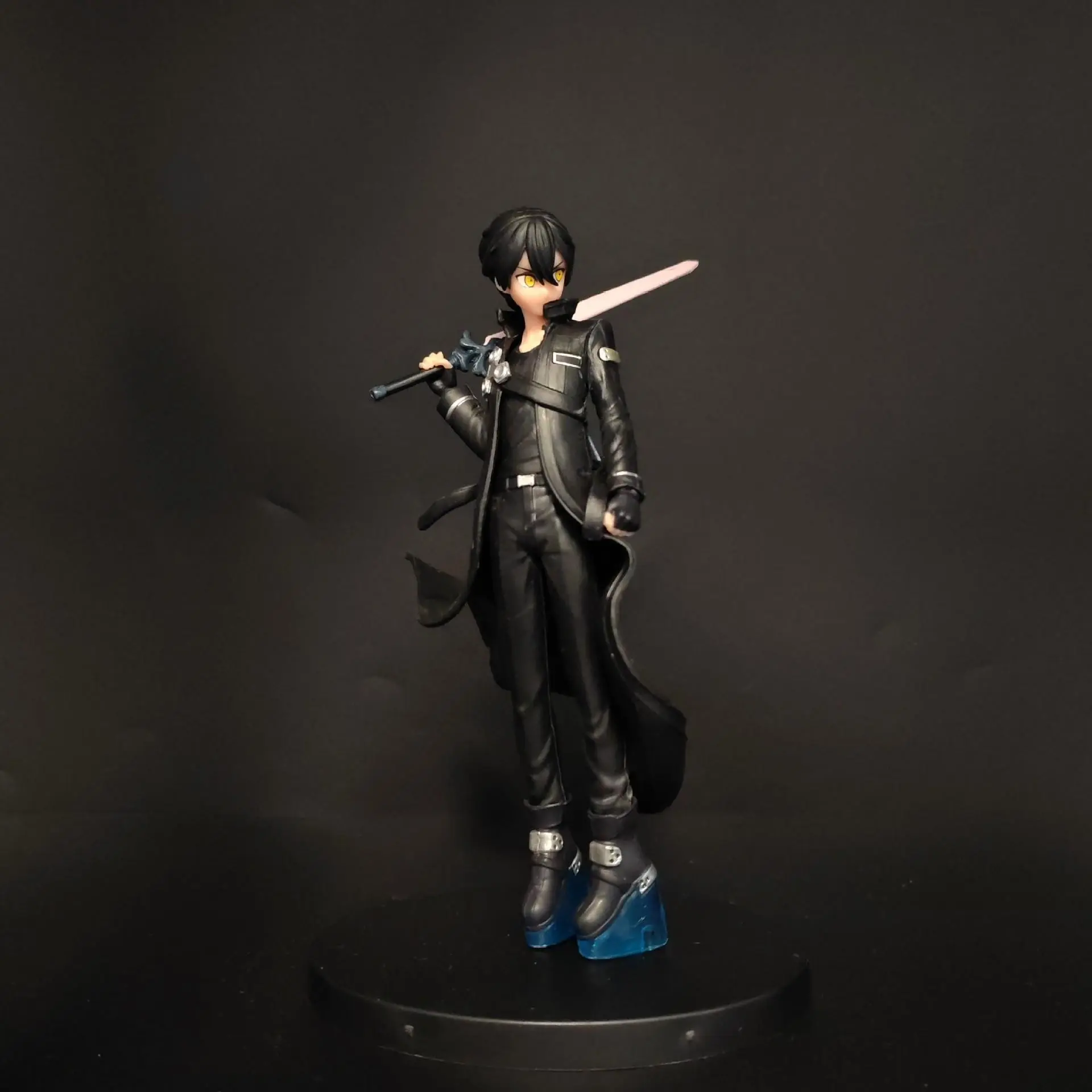 Anime Sword Art Online Figure Standing Kirito Handmade Model, Desktop Car Organizer Gift Collection, Secondary Dimension Anime Statue