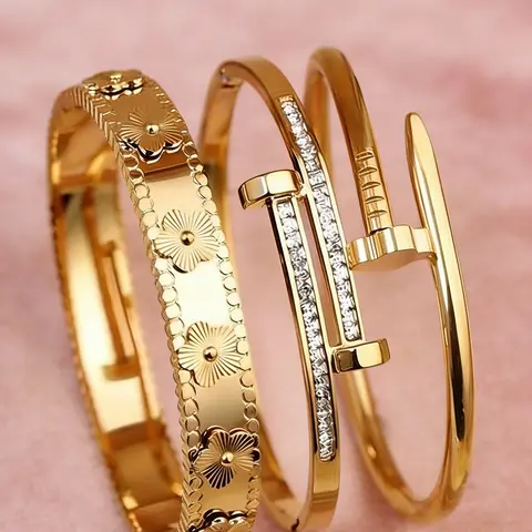 Stainless Steel Women's Nail Bracelet Set, Bracelet Bundle, Trendy Stack Bangle, Stackable Bracelet, Bracelets Stack, Four-Leaf Clover Design, for Parties & Gifts, Valentine's Day Christmas New Year Gift Ideas, Bracelet Jewelry